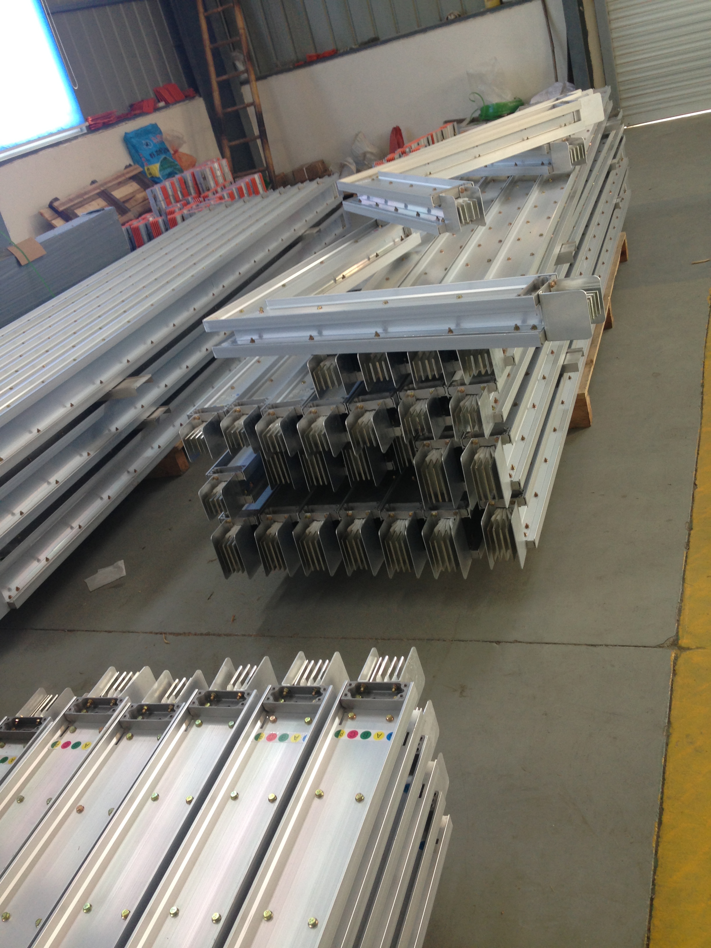 鋁鎂合金商場母線2