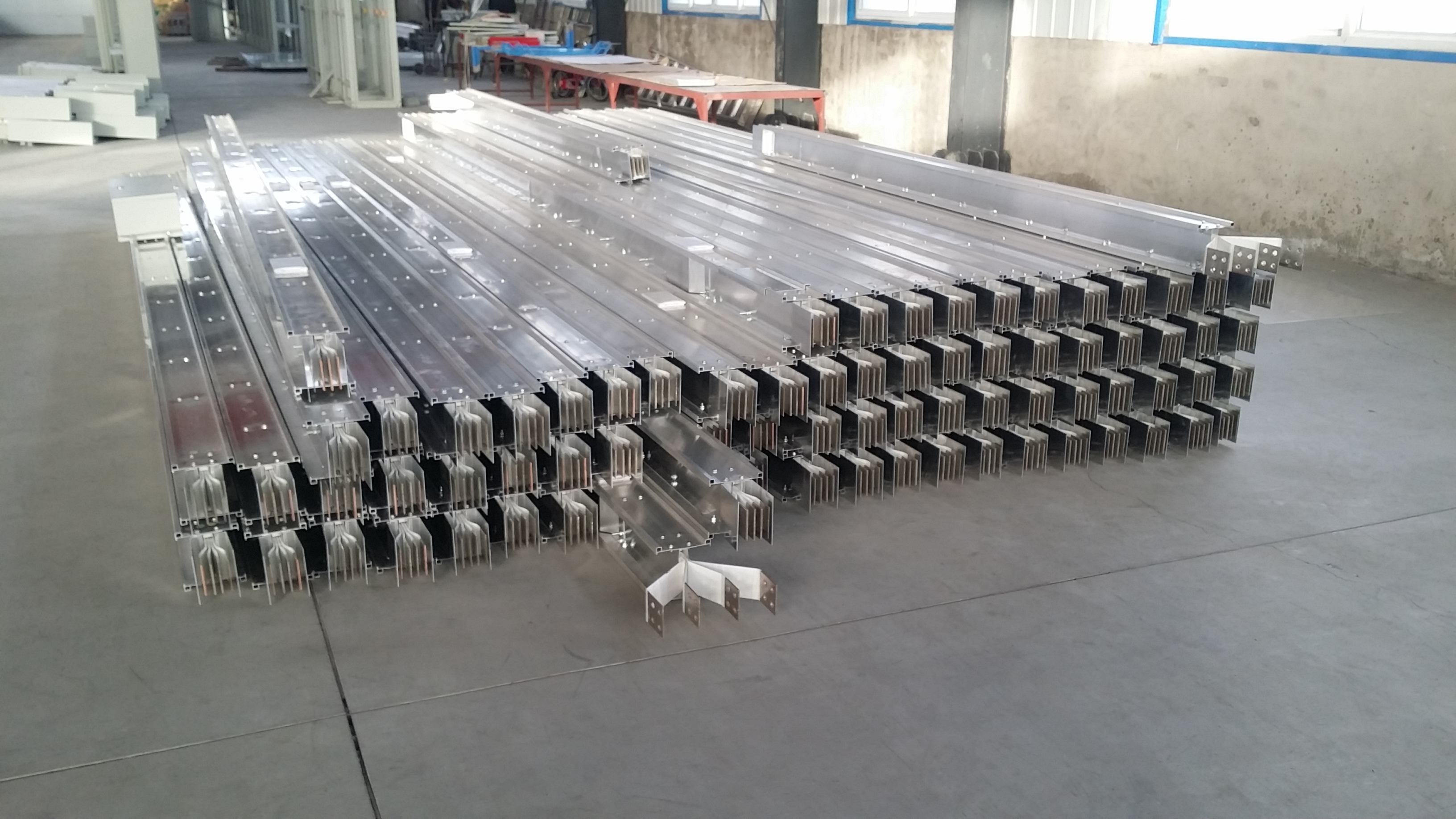 鋁鎂合金大跨距母線1